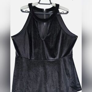 Torrid Black Halter Babydoll Top Keyhole Front Zip Back Women Plus Size 2 Velvet